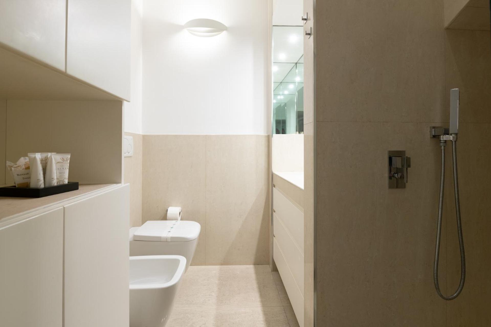 Riccardo Luxury Apartment Bari Exteriör bild